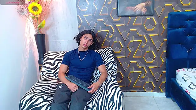 nazper online show from October 8, 2025, 4:08 pm