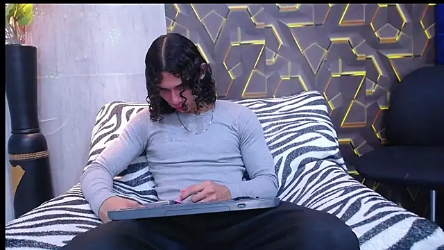 nazper online show from September 19, 2025, 2:10 pm