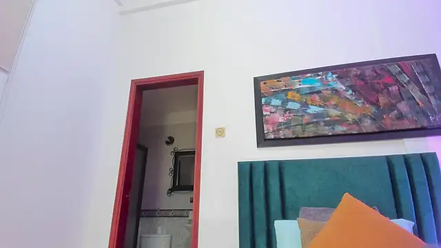 Snapshot of SabrinaWarrenn chatting on February 14, 2025, 11:53 am SabrinaWarrenn online show from February 14, 2025, 11:53 am