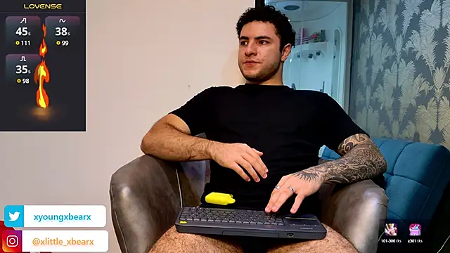 xlittle xbearx online show from March 18, 2025, 2:18 am