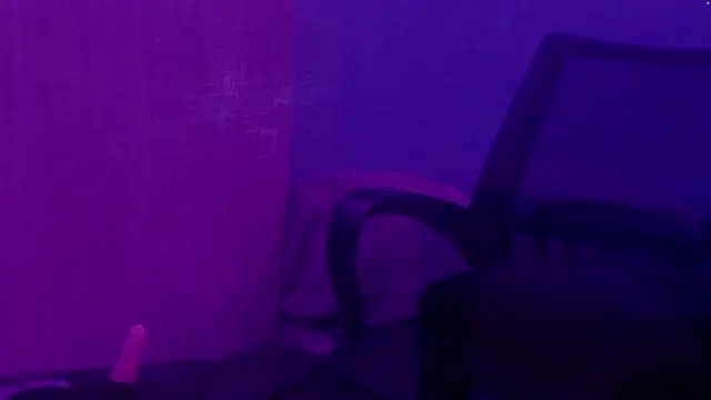 Snapshot of wowmelikez chatting on February 14, 2025, 4:37 am wowmelikez online show from February 14, 2025, 4:37 am