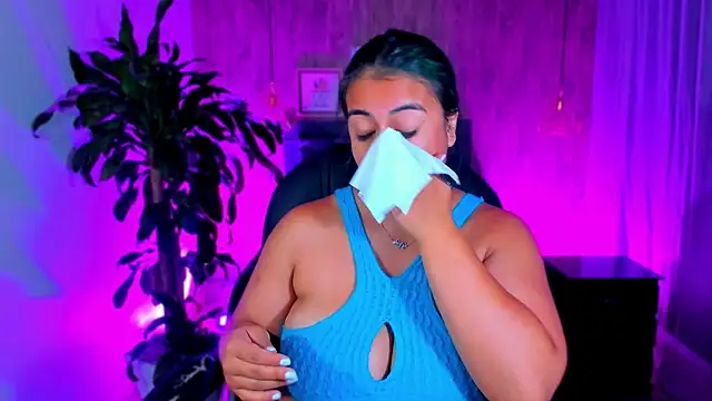 Xisu  online show from February 17, 2025, 4:20 am