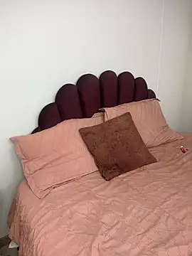 Nicole stonee online show from March 10, 2026, 9:52 pm