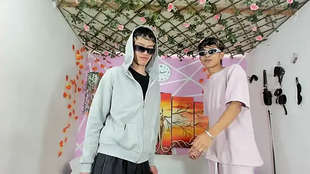 Snapshot of Fresahot2005 chatting on March 17, 2025, 7:48 pm Fresahot2005 online show from March 17, 2025, 7:48 pm