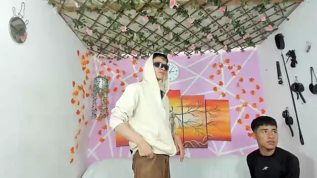 Snapshot of Fresahot2005 chatting on March 13, 2025, 8:11 pm Fresahot2005 online show from March 13, 2025, 8:11 pm