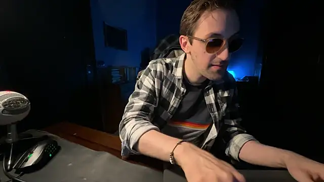 Stefisexy91 online show from February 10, 2026, 9:47 pm