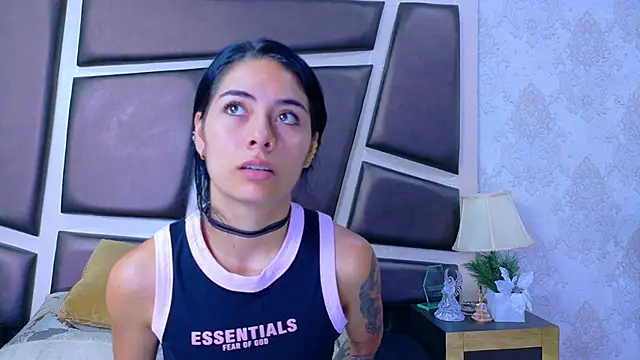 NicoleEsposito online show from June 3, 2026, 1:01 pm