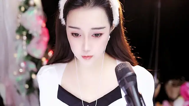 Snapshot of Yulia-1Z chatting on December 18, 2024, 1:15 am Yulia-1Z online show from December 18, 2024, 1:15 am