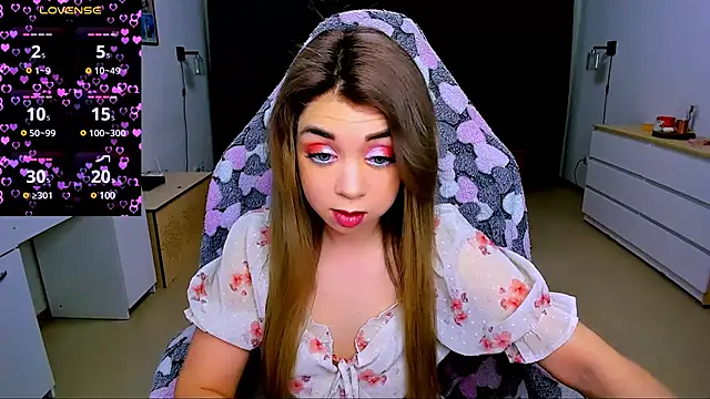 littleSiyfairy online show from March 6, 2025, 12:52 pm