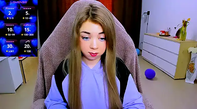 littleSiyfairy online show from March 15, 2025, 10:57 am