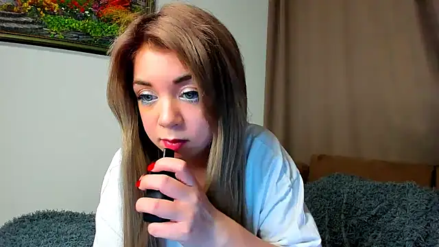 littleSiyfairy online show from March 11, 2025, 3:02 pm