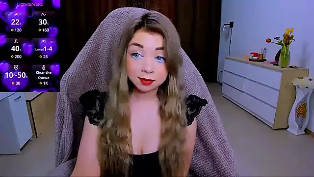 littleSiyfairy online show from March 13, 2025, 4:27 am