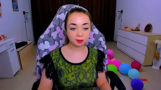 littleSiyfairy online show from March 22, 2025, 3:42 pm