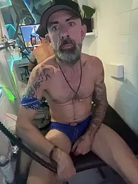 HandyBro online show from February 11, 2026, 9:36 pm