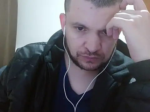 camiloking1720 online show from September 22, 2025, 7:42 pm