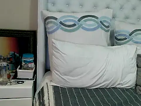Carocurvy online show from March 11, 2025, 2:10 am
