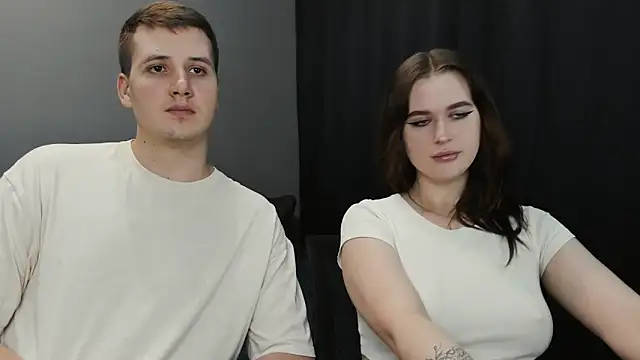 Snapshot of Pinku_kitsune chatting on February 16, 2025, 6:43 pm Pinku kitsune online show from February 16, 2025, 6:43 pm