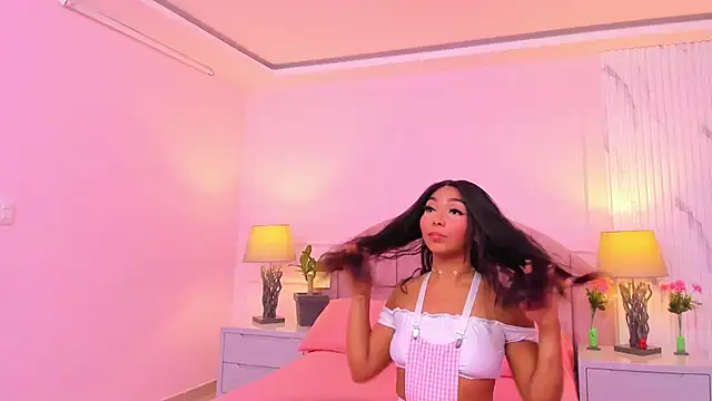 Snapshot of HaileeRoberts chatting on September 11, 2025, 12:38 pm HaileeRoberts online show from September 11, 2025, 12:38 pm