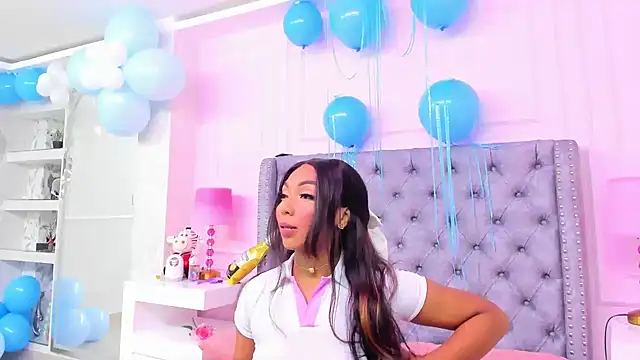 Snapshot of HaileeRoberts chatting on October 3, 2025, 12:50 pm HaileeRoberts online show from October 3, 2025, 12:50 pm