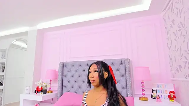 Snapshot of HaileeRoberts chatting on March 13, 2025, 12:13 pm HaileeRoberts online show from March 13, 2025, 12:13 pm