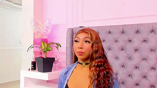 HaileeRoberts online show from March 21, 2026, 12:31 pm