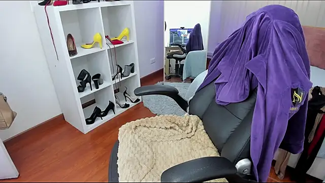 Victoria collins 1 online show from March 20, 2025, 3:47 pm