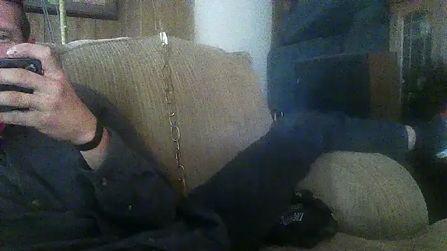 Snapshot of luke_thighwalker2469 chatting on December 19, 2025, 10:56 pm luke thighwalker2469 online show from December 19, 2025, 10:56 pm