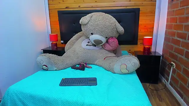 Dulcex69 online show from March 3, 2025, 12:06 pm