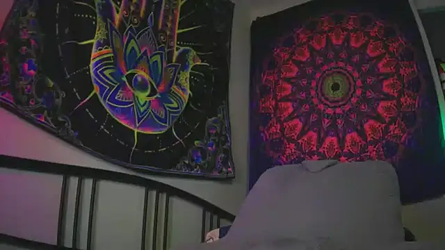 Tatithegoddess online show from January 19, 2025, 6:31 am