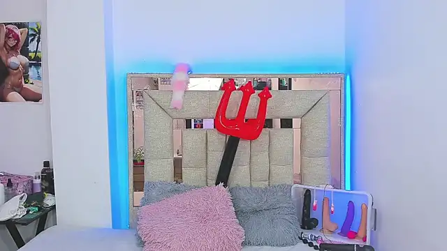 melody bonnet online show from October 18, 2025, 6:15 am