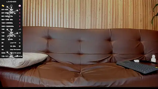 Snapshot of JhonBlacke chatting on March 13, 2025, 9:37 pm JhonBlacke online show from March 13, 2025, 9:37 pm