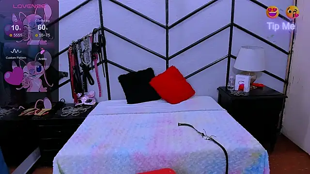 Snapshot of AlanaLuck chatting on March 15, 2025, 6:32 pm AlanaLuck online show from March 15, 2025, 6:32 pm