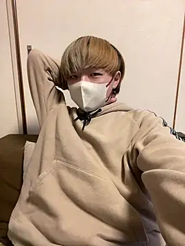 kokoa6919 online show from March 20, 2025, 1:37 pm