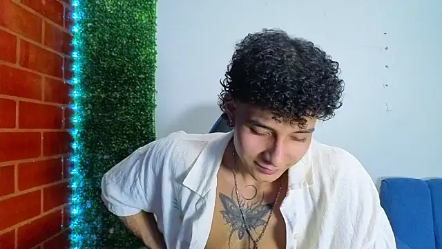 Demitryo online show from April 13, 2026, 4:38 am