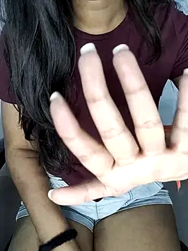 Ms Neera online show from March 2, 2025, 9:43 am