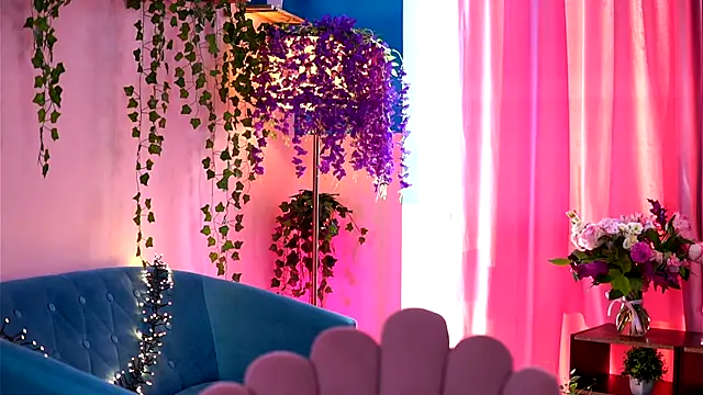 TheAyana online show from October 19, 2025, 9:34 am