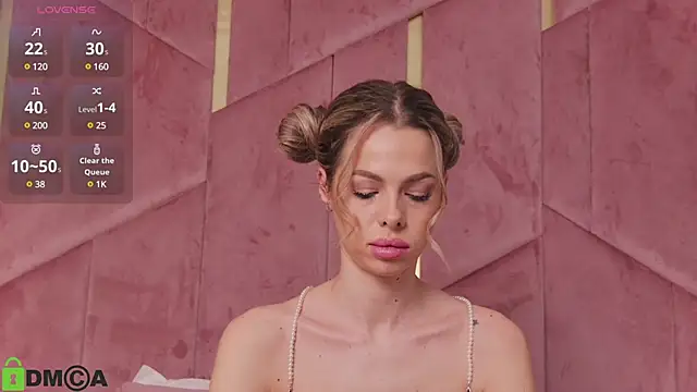 Snapshot of AllenaMoon chatting on January 22, 2025, 12:16 am AllenaMoon online show from January 22, 2025, 12:16 am