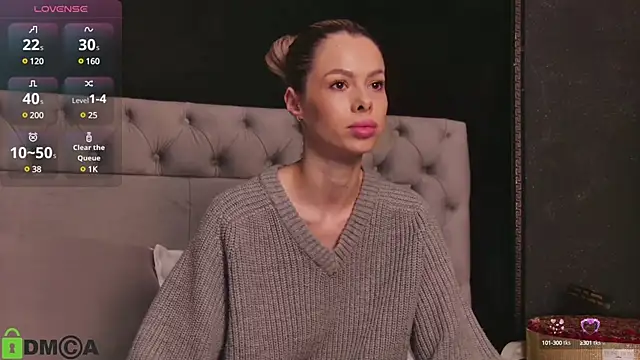 Snapshot of AllenaMoon chatting on January 8, 2025, 3:19 am AllenaMoon online show from January 8, 2025, 3:19 am