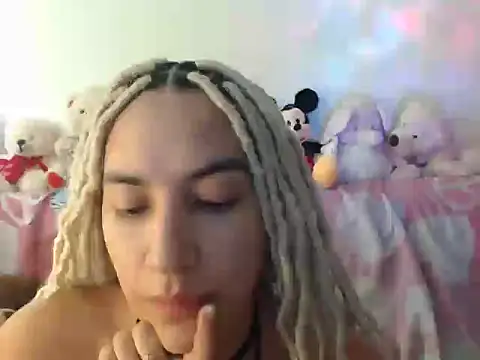 Snapshot of mandy_berrys chatting on October 4, 2025, 8:54 pm mandy berrys online show from October 4, 2025, 8:54 pm