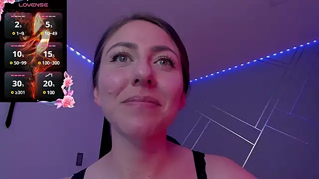 Ich Bin Julia online show from January 7, 2025, 8:10 pm