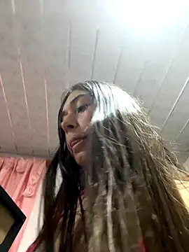 Snapshot of Barbielatinas chatting on September 25, 2025, 4:07 am Barbielatinas online show from September 25, 2025, 4:07 am