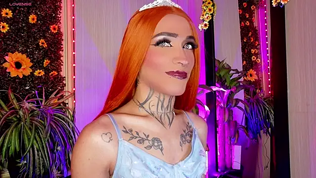 Snapshot of Micaela_Rangel chatting on October 28, 2025, 3:29 am Micaela Rangel online show from October 28, 2025, 3:29 am