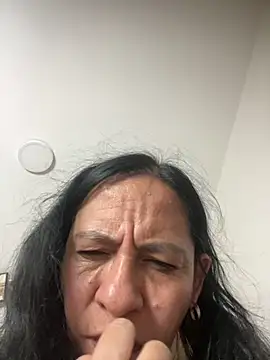 Snapshot of Freya_Artemisa chatting on October 16, 2025, 5:43 pm Freya Artemisa online show from October 16, 2025, 5:43 pm