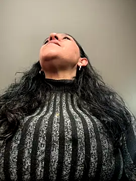 Snapshot of Freya_Artemisa chatting on October 30, 2025, 5:32 pm Freya Artemisa online show from October 30, 2025, 5:32 pm