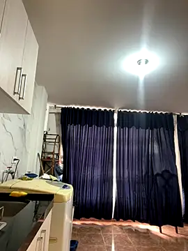 Snapshot of Freya_Artemisa chatting on September 30, 2025, 5:52 pm Freya Artemisa online show from September 30, 2025, 5:52 pm