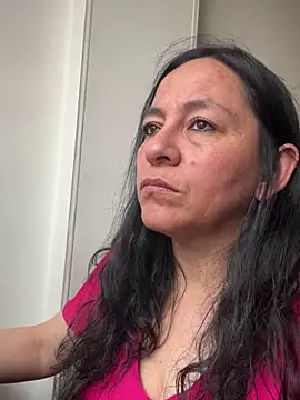 Snapshot of Freya_Artemisa chatting on October 22, 2025, 5:23 pm Freya Artemisa online show from October 22, 2025, 5:23 pm