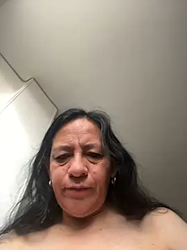 Freya Artemisa online show from February 7, 2025, 1:22 pm