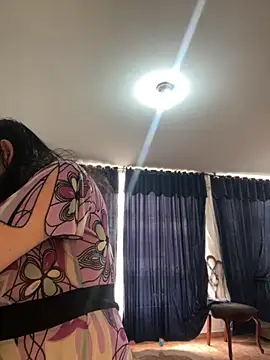 Snapshot of Freya_Artemisa chatting on September 28, 2025, 6:37 pm Freya Artemisa online show from September 28, 2025, 6:37 pm