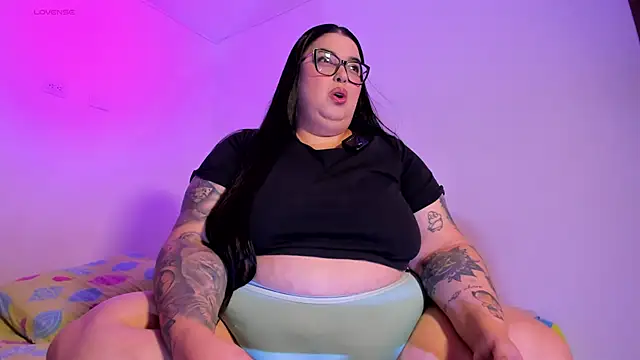 Snapshot of Apriilpeach_ chatting on November 23, 2025, 5:34 pm Apriilpeach online show from November 23, 2025, 5:34 pm