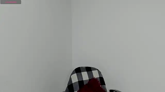 Natasha su  online show from February 13, 2025, 2:23 am